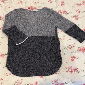 Reitmans Women's Sweater - Black and Gray